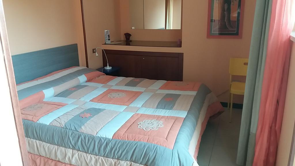 Casa Vacanze Nonna Gina มาเตรา ภายนอก รูปภาพ