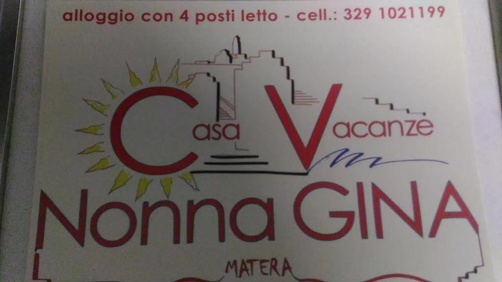 Casa Vacanze Nonna Gina มาเตรา ภายนอก รูปภาพ