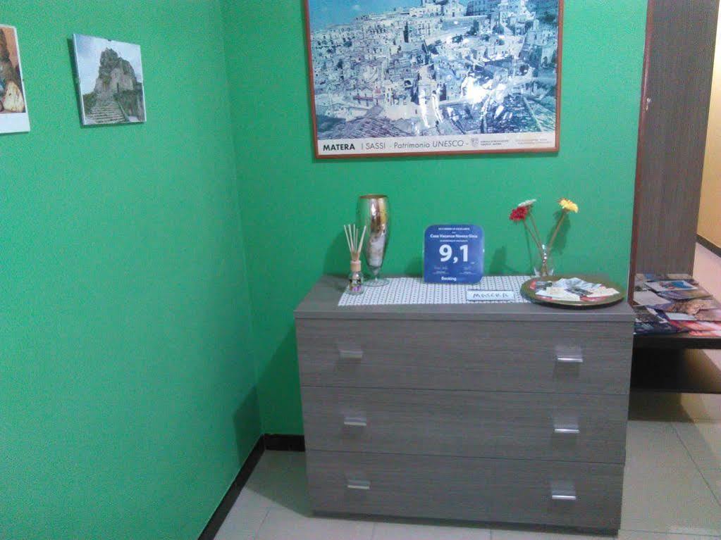 Casa Vacanze Nonna Gina มาเตรา ภายนอก รูปภาพ
