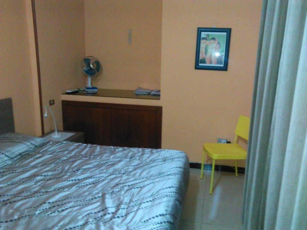 Casa Vacanze Nonna Gina มาเตรา ภายนอก รูปภาพ
